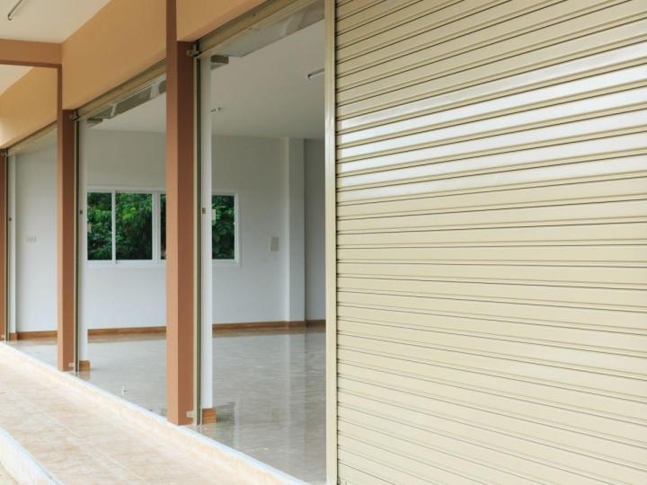 Vente de rideaux métalliques Fayence